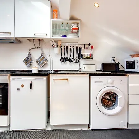 Apartamento Cosy And Bright Studio For 4 In Beato