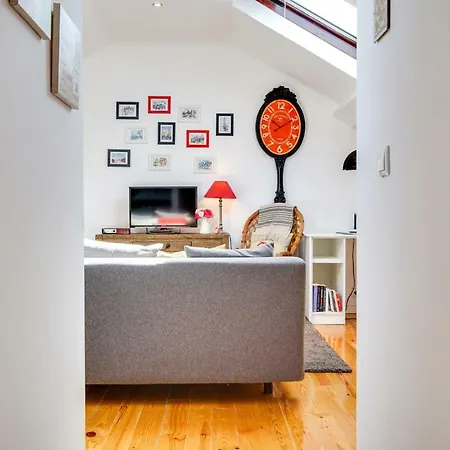Cosy And Bright Studio For 4 In Beato * Lisboa